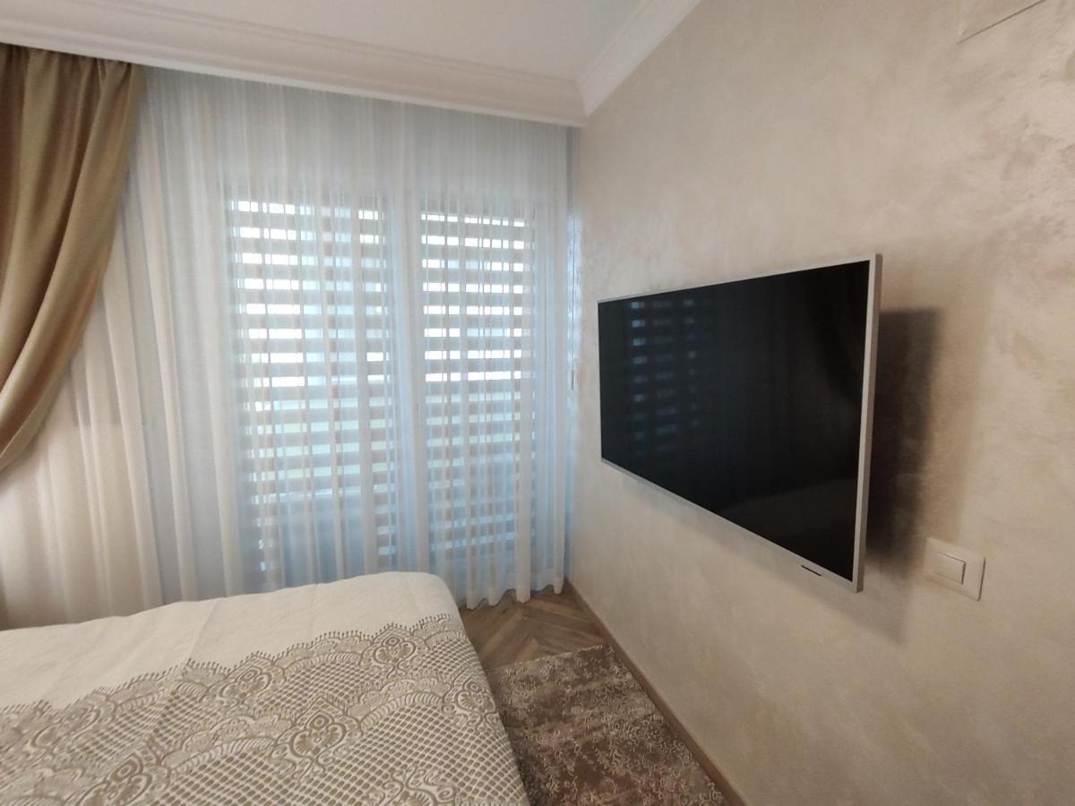 Decebal Premium Confort Craiova Exterior photo